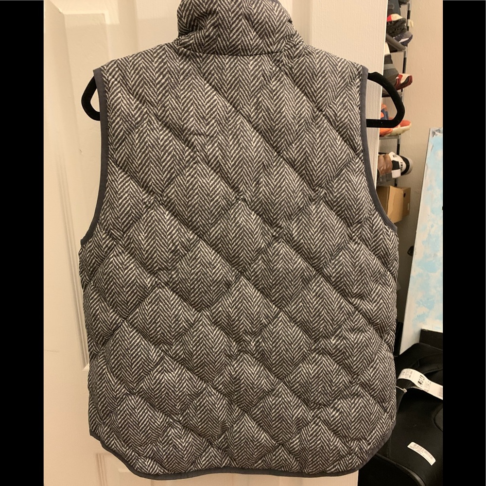 J Crew Herringbone Sleeveless Vest - Picture 3 of 3